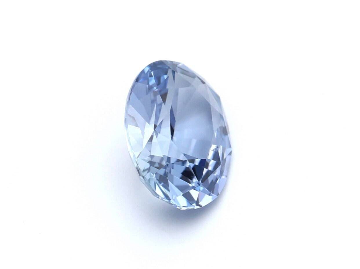 1.72 Cts Unheated Blue Sapphire - Natural Sparkling Blue Sapphire - Baza Boutique