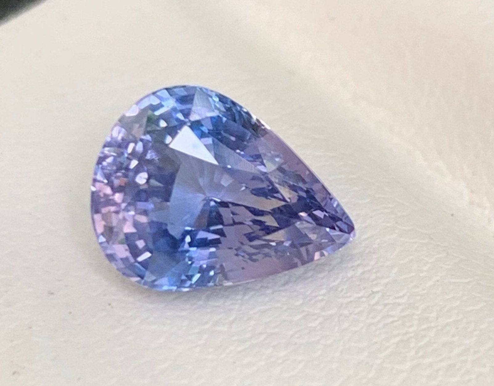 Extraordinary Lavender Sapphire 3.08 Cts, Unheated Lavender sapphire, Vivid purple sapphire - Baza Boutique 