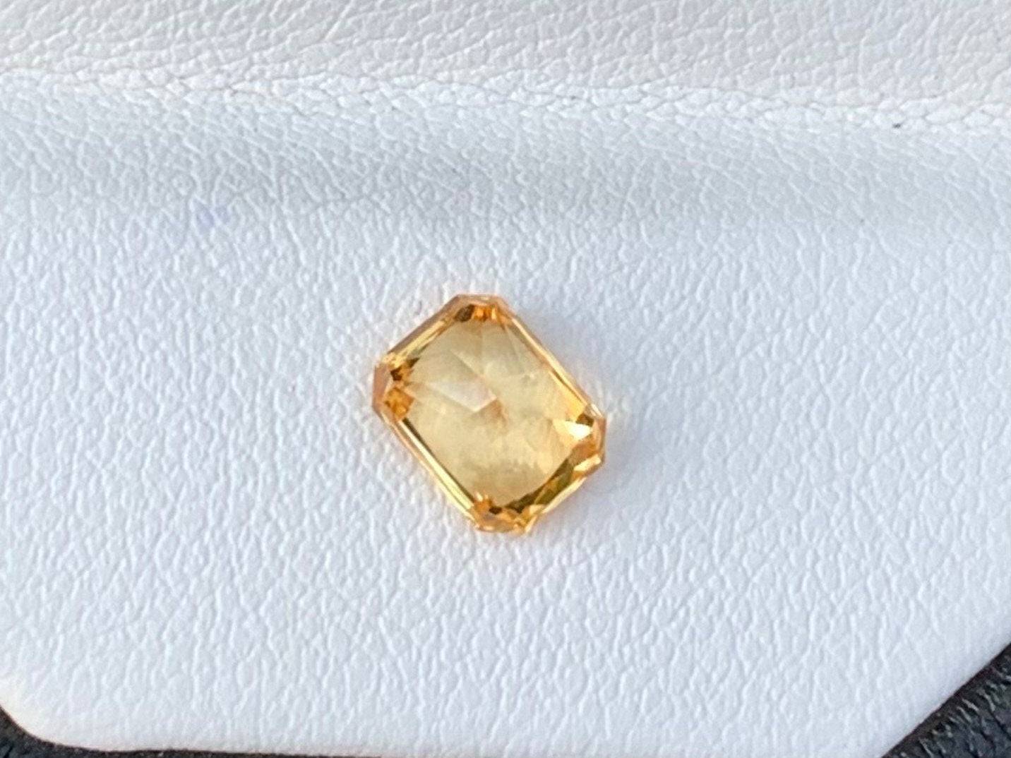 Unheated Golden Yellow Sapphire 1.51 Cts, Natural Ceylon Sapphire, Unheated  Sapphire for jewelry making, Vedic Yellow Ring Sapphire Ring - Baza Boutique 