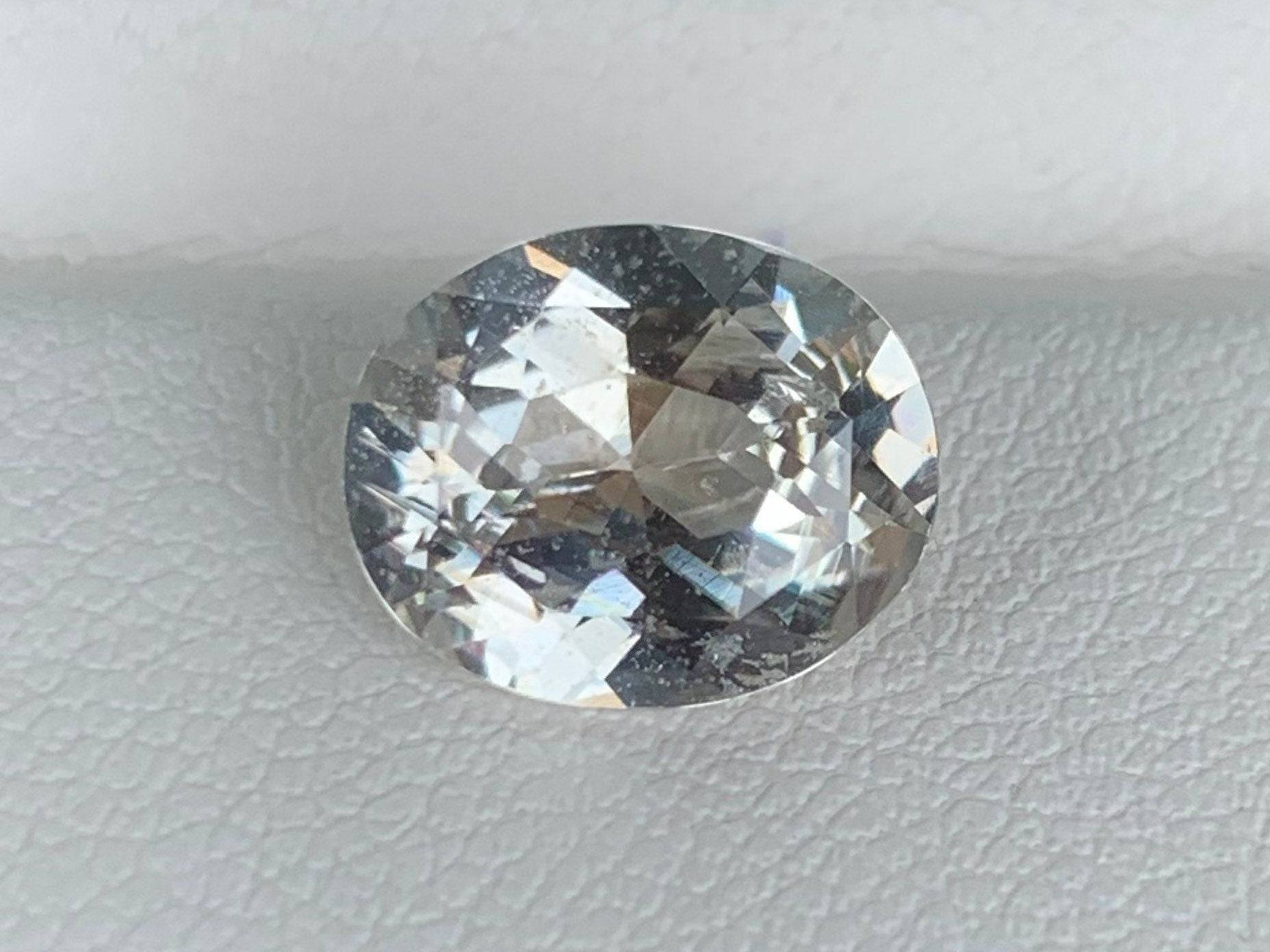 2.84 Cts Unheated Peach Sapphire - (UH) - Baza Boutique 