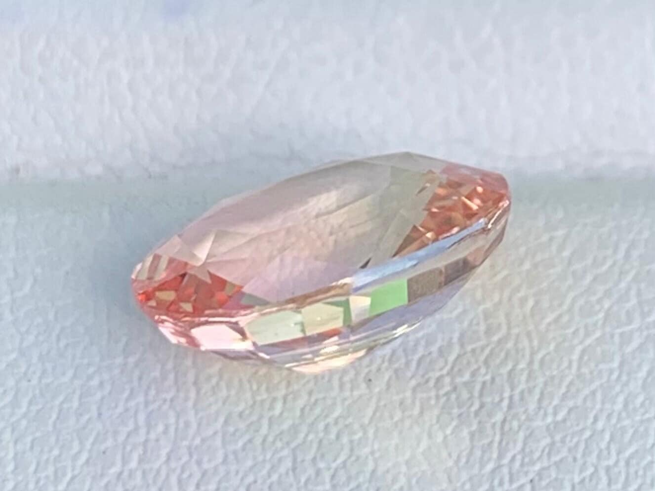 5.07 Cts Unheated Padparadscha Sapphire ICA Certified - (UH) - Baza Boutique 