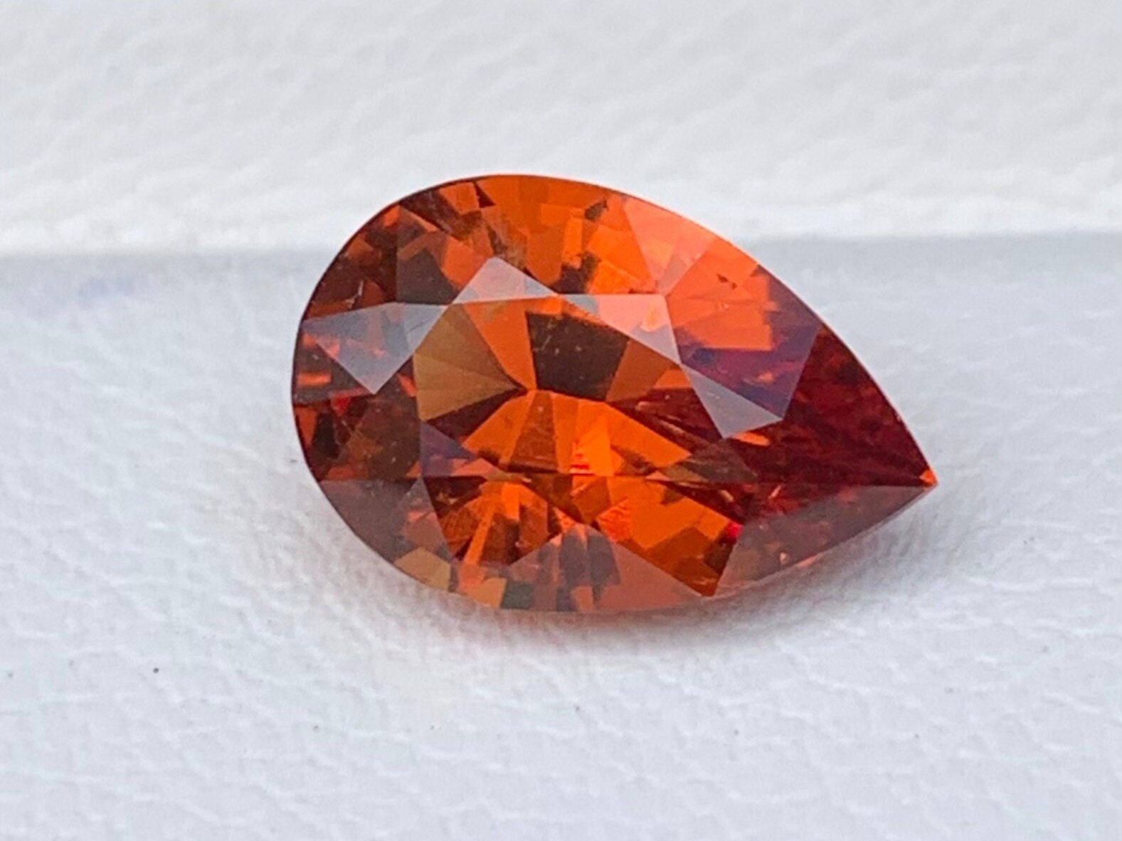 Hessonite Garnet 3.47 Cts, Natural Garnet Gemstone, Vedic Gemstones for gift, Fire Orange Garnet Gems, Red Garnet January Birthstone Gift - CeylonFineGemsCo