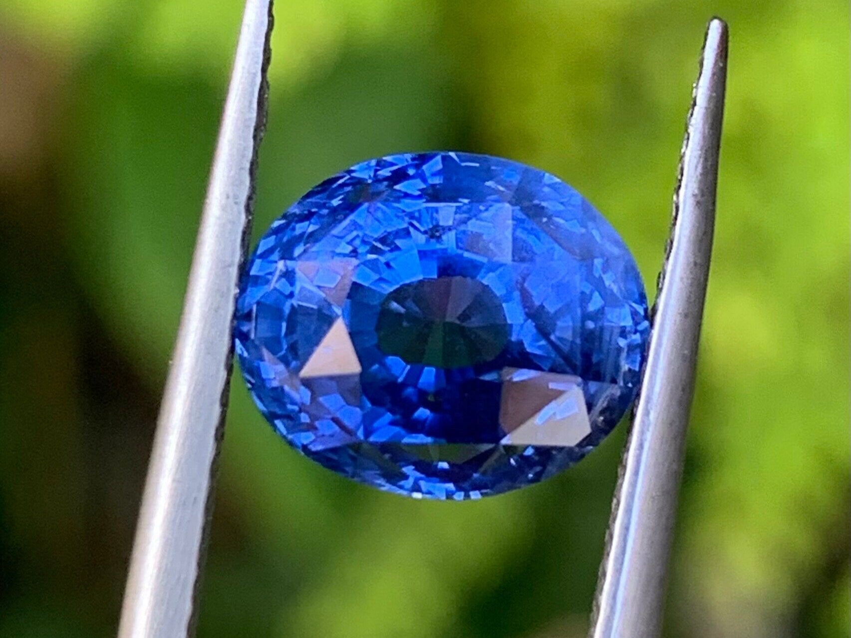 Blue sapphire 5.66 Cts, Natural Cornflower Blue Sapphire, Blue sapphire for Engagement ring, Ceylon Blue Sapphire, Oval Blue Sapphire Gift - CeylonFineGemsCo